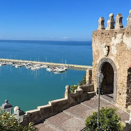 Luisa Sanfelice Konukevi Agropoli